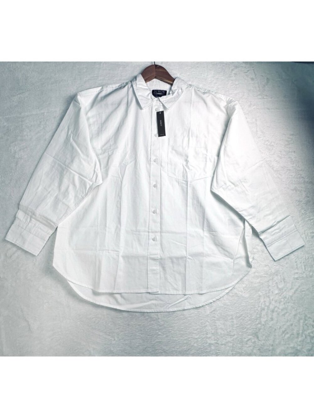 J.Crew Petite Étienne oversized shirt in lightweight Oxford White PL Button Up - Picture 3 of 16